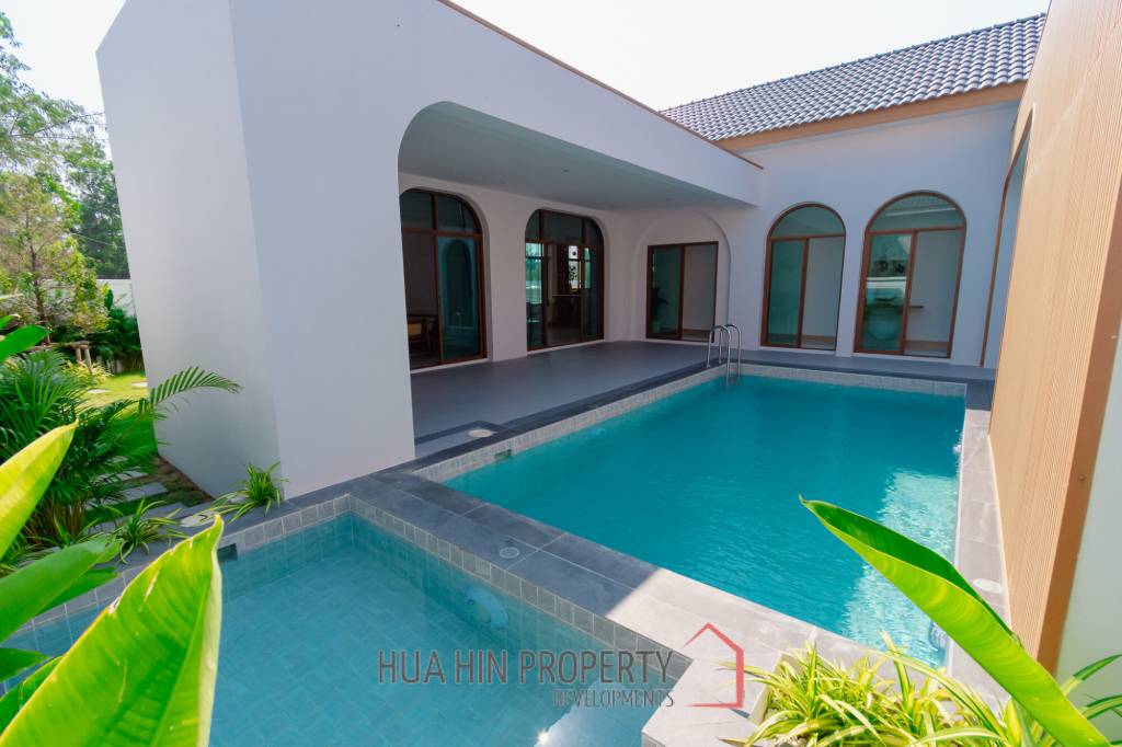 Peak Village Pool Villa Hua Hin Pranburi