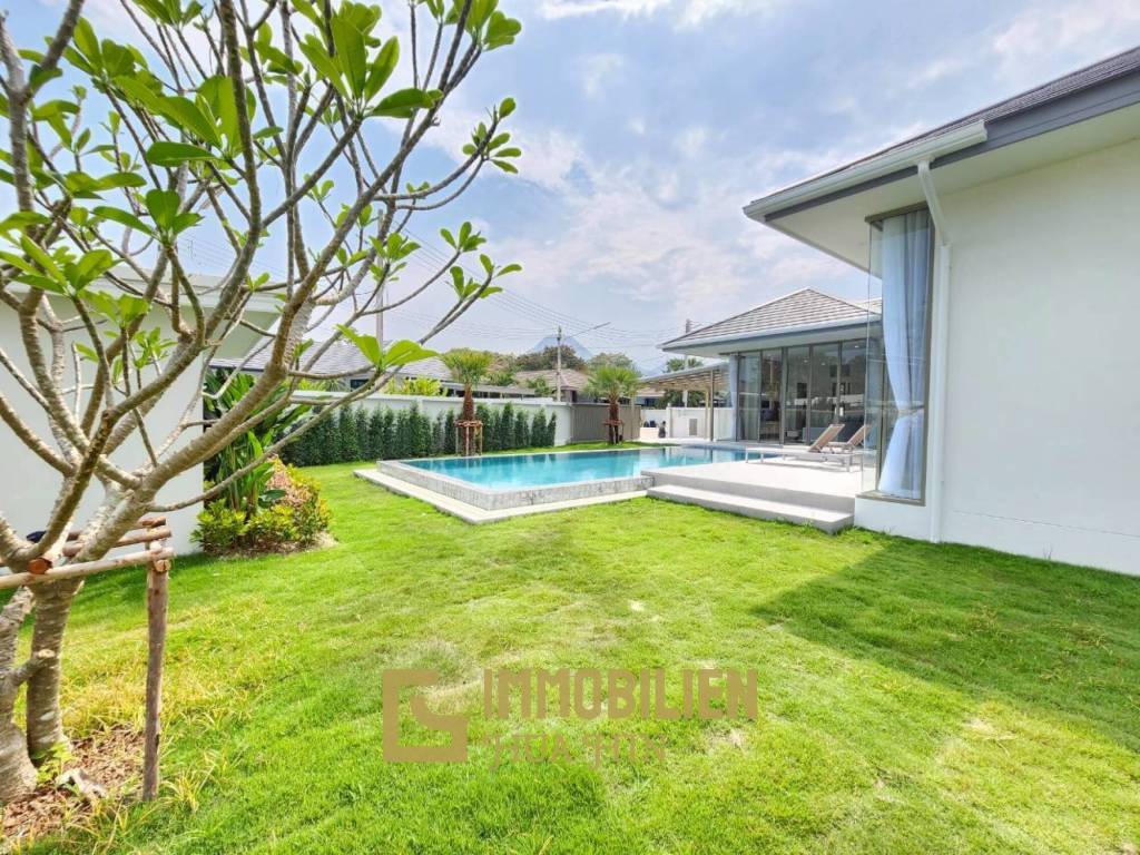 WE by sirin pool villa huahin