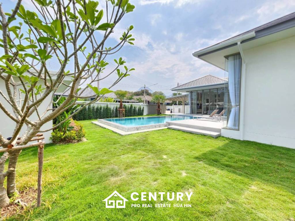 WE by sirin pool villa huahin