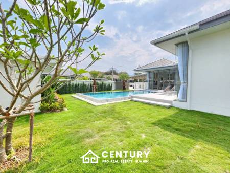 WE by sirin pool villa huahin