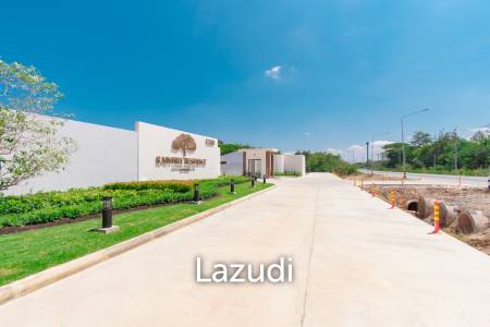 La Vallee Raintree Residence