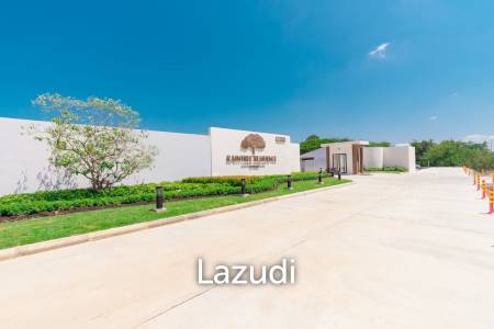 La Vallee Raintree Residence