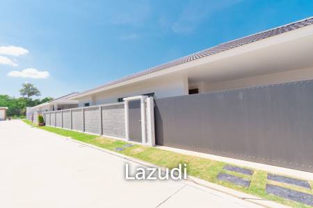 La Vallee Raintree Residence