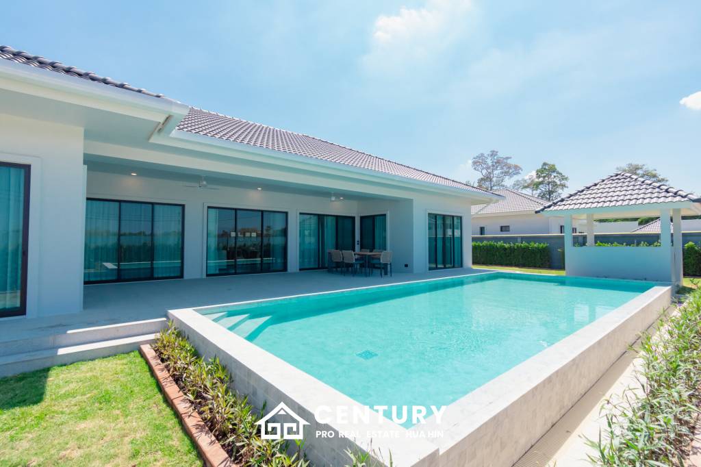 La Vallee Raintree Residence