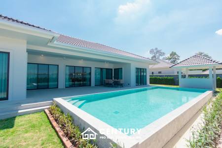 La Vallee Raintree Residence