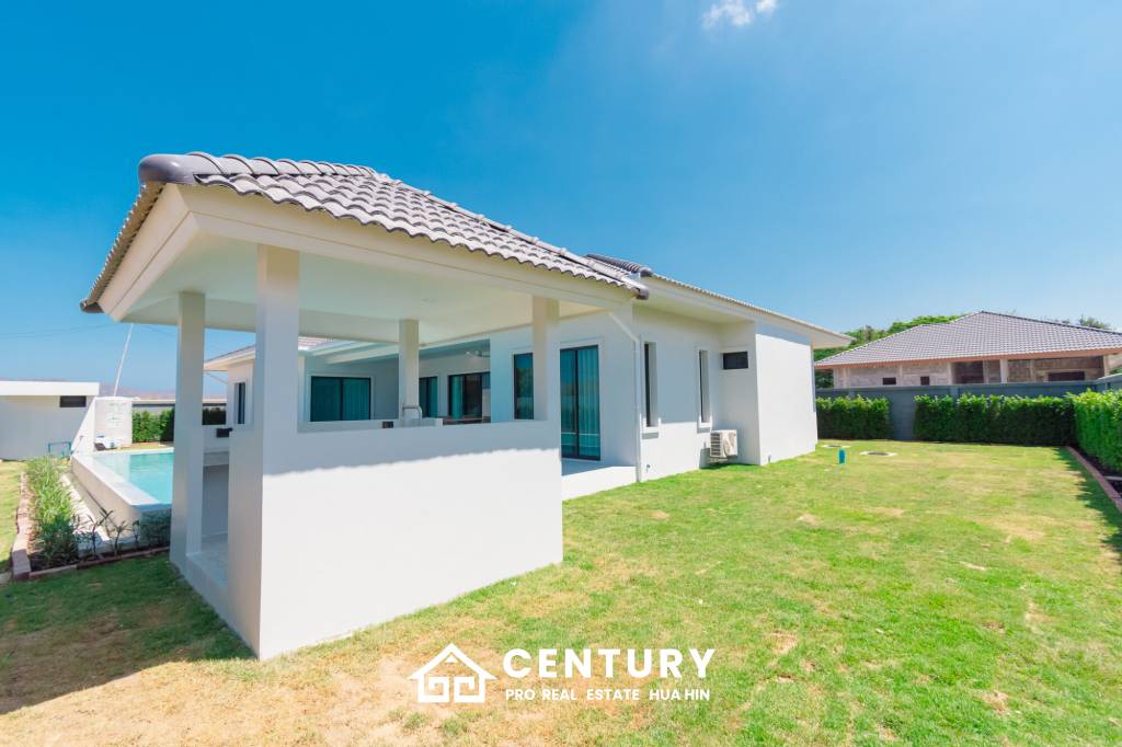 La Vallee Raintree Residence