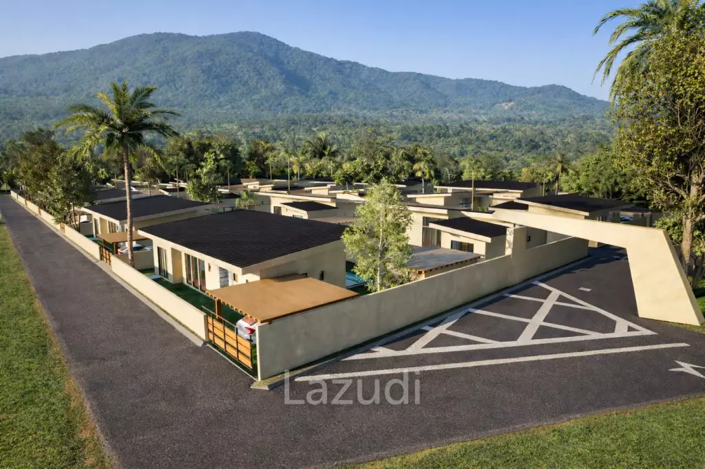 3-Bed Villa In Mae Nam, Only 200 meters to The Beach