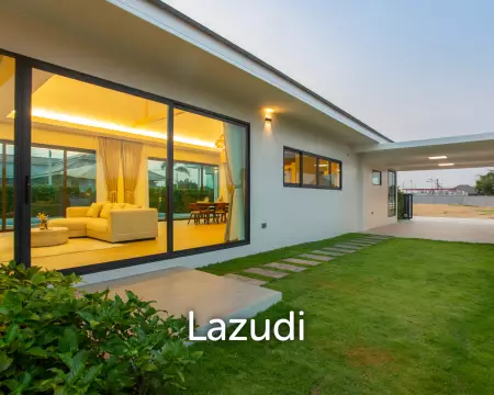 เลอ ลักซ์ วิลล่า (L'UX VILLA Private Pool Villas)