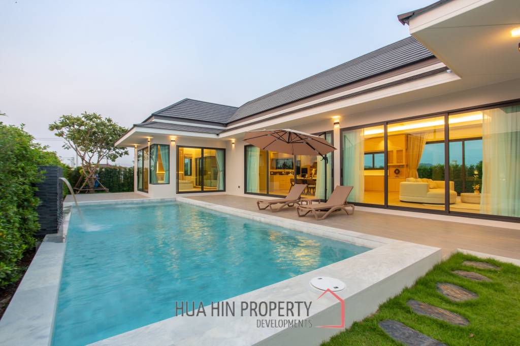 L'UX VILLA Private Pool Villas