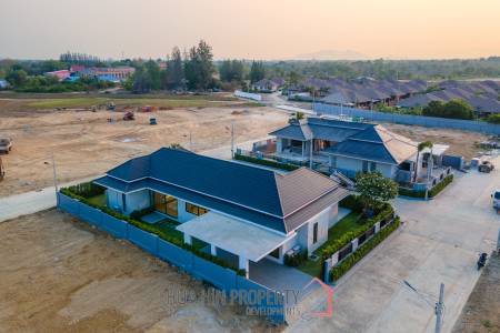 L'UX VILLA Private Pool Villas