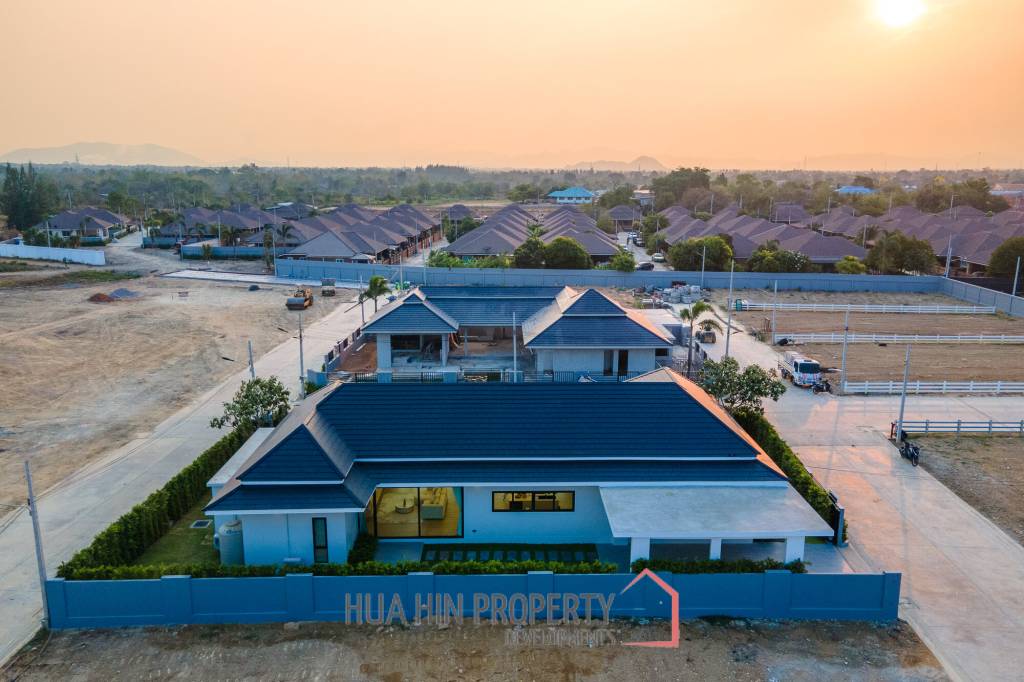 L'UX VILLA Private Pool Villas