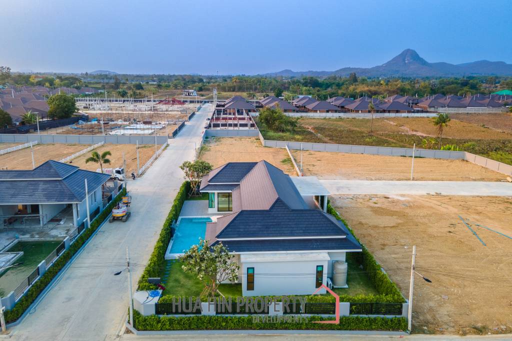 L'UX VILLA Private Pool Villas