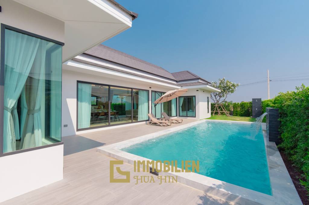 L'UX VILLA Private Pool Villas