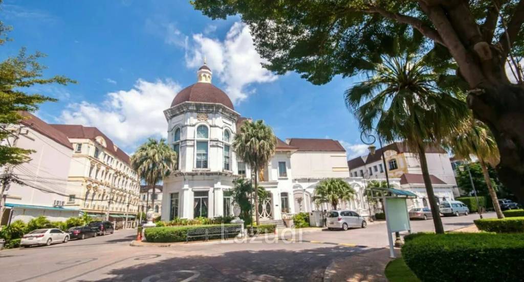 Baan Klang Krung Grande Vienna Rama 3