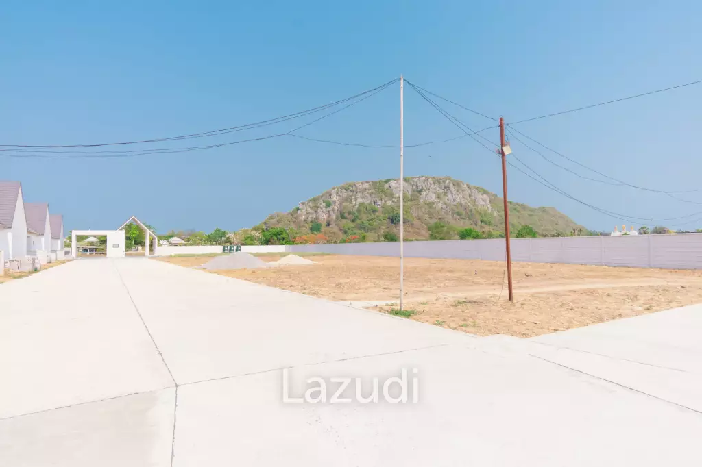 252 sqm modern pool villa in Pak Nam Pran, Pran Buri