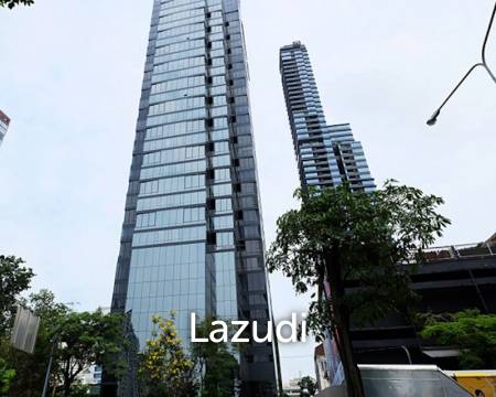 Ashton Silom