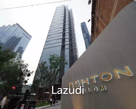 Ashton Silom