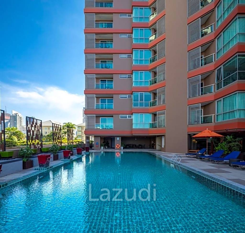 Adelphi Grande Sukhumvit 41