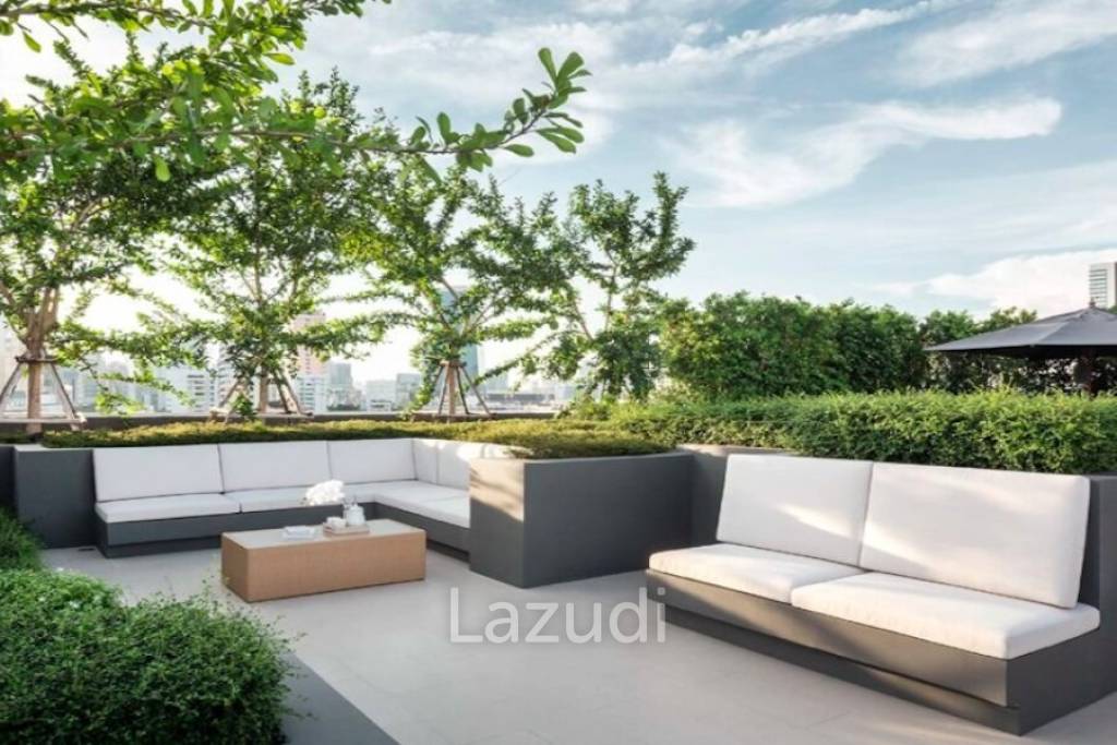 Maestro 01 Sathorn – Yen Akat