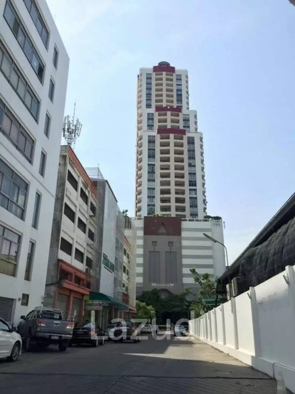 A beautiful unit @ Master View Executive Place for sale