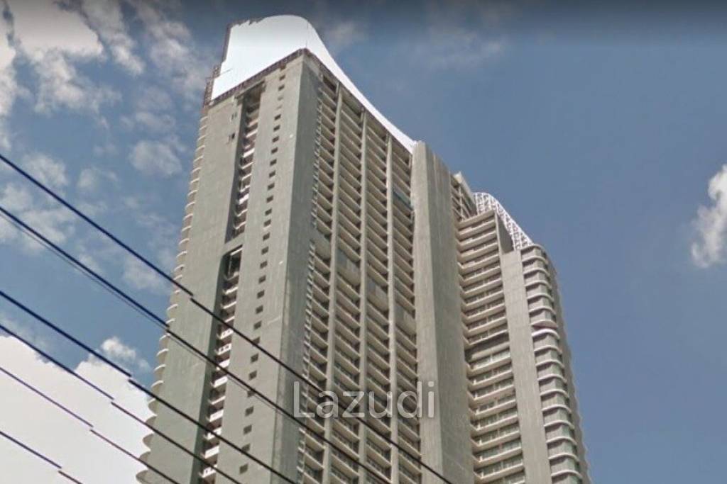 Luxurious 3-Bed Condo at Menam Residences, Bangkok