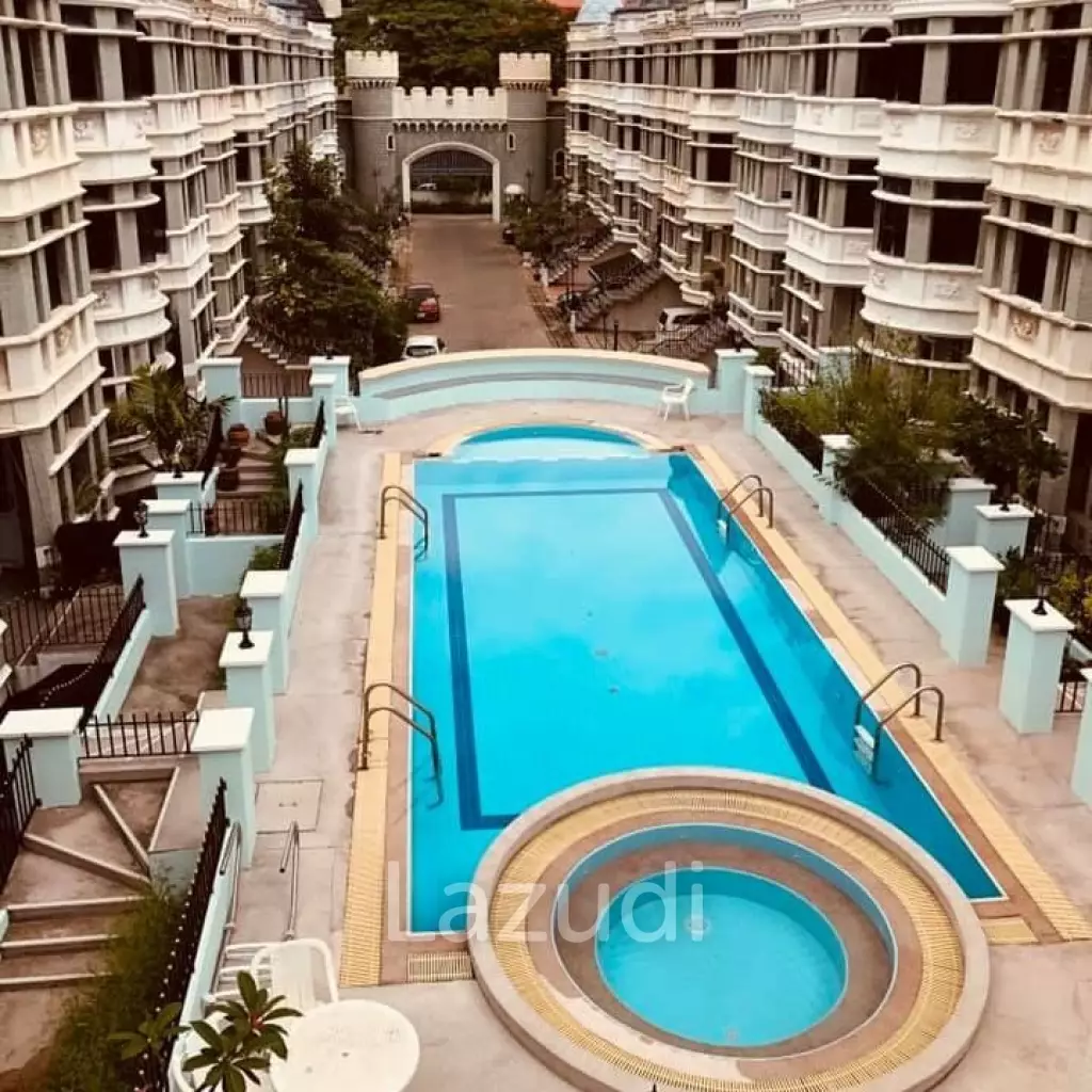 3 Beds 4 Baths 380 SQ.M Moo Baan Chicha Castle