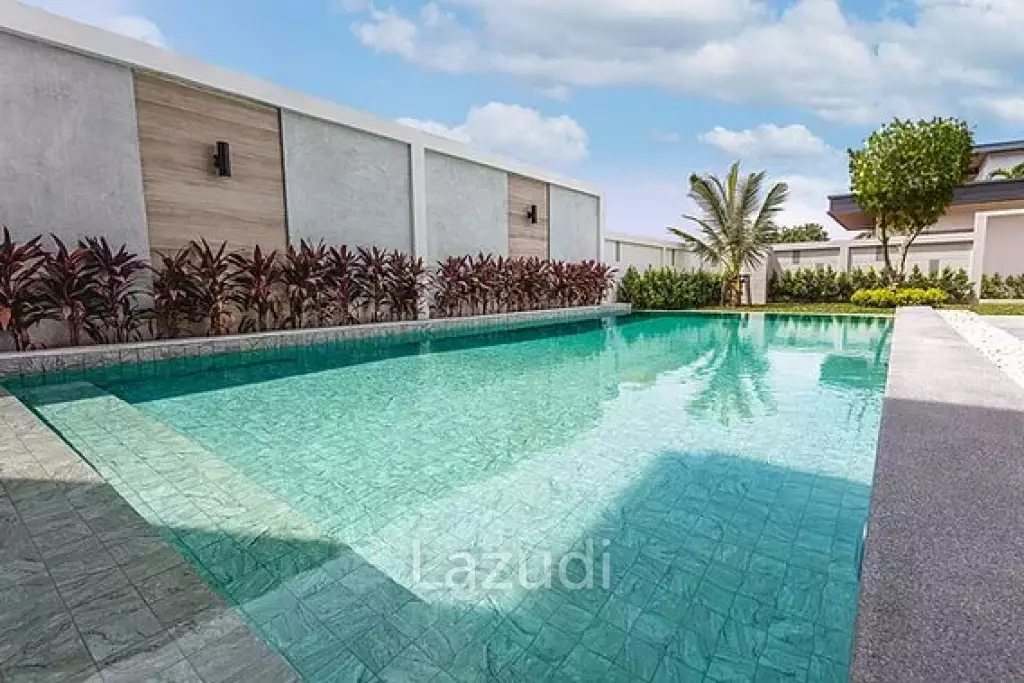 4 Bed 300SQ.M, Serenity Jomtien Villas