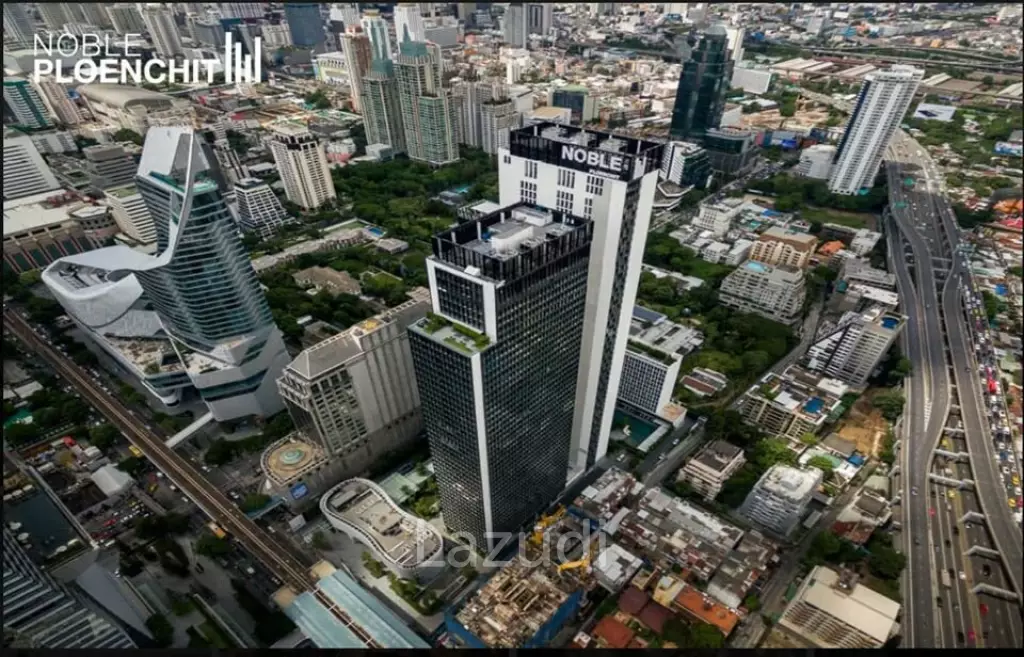 Noble Ploenchit - BTS Ploenchit station