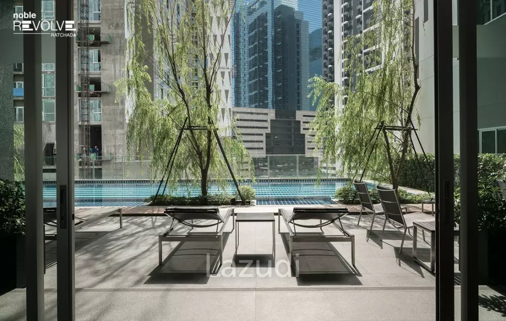 2 Bed 2 Bath 53 SQ.M Noble Revolve Ratchada 1