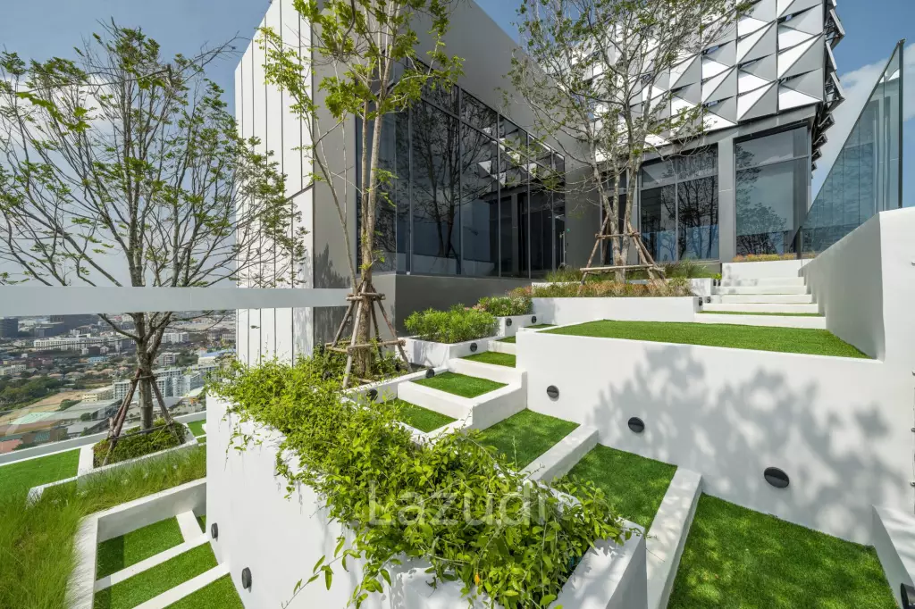 2-Bedroom Sea View Condo at The Once Pattaya