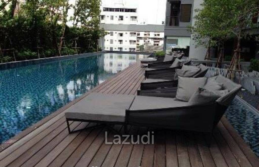 1 Bedroom 1 Bathroom 32 Sq.m Onyx Phaholyothin