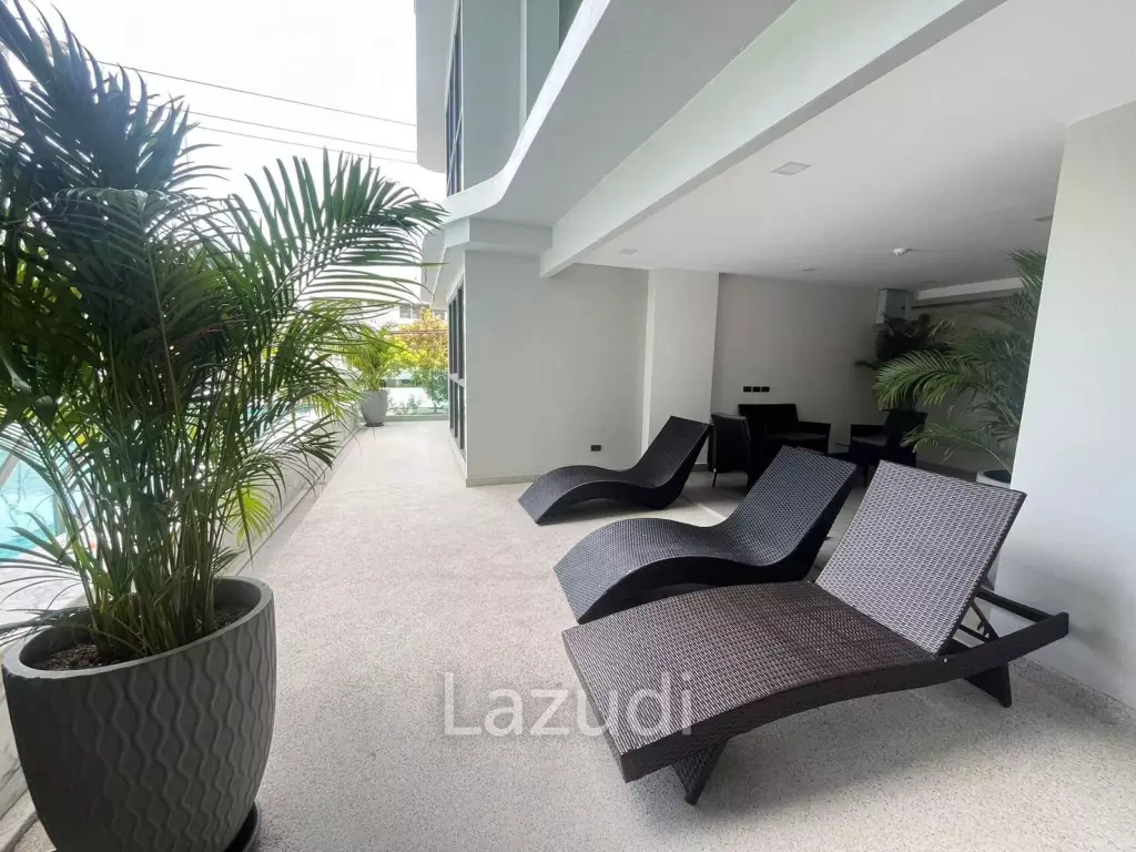 1 Bedroom 1 Bathroom 28.68 SQ.M. The Breeze Bangsaray