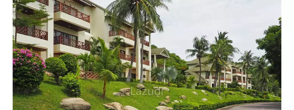 Spacious 2-Bedroom Condo with Golf Course and Sea View in Palm Hills Condominium