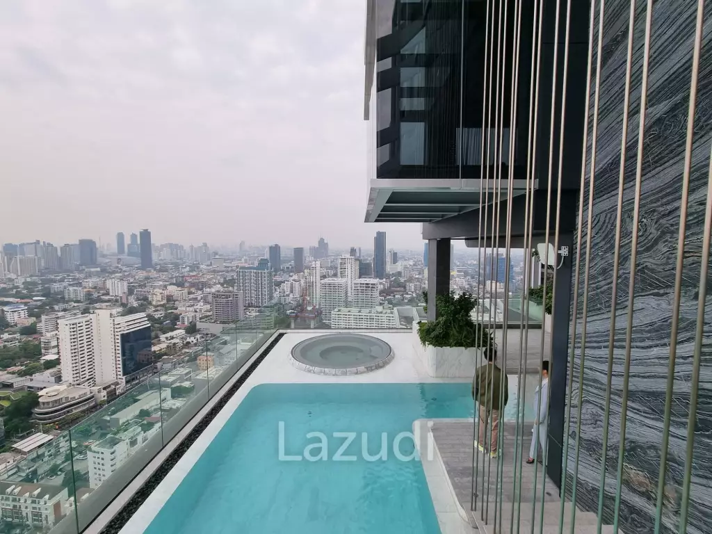 2 Bed 1 Bath 45 Sqm Condo For Sale in Bangkok