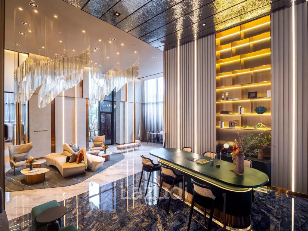 2 Bed 1 Bath 45 Sqm Condo For Sale in Bangkok