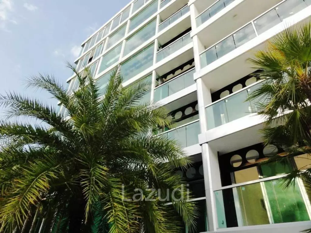 2 Bedrooms 3 Bathrooms 114 SQ.M. Park Royal  2