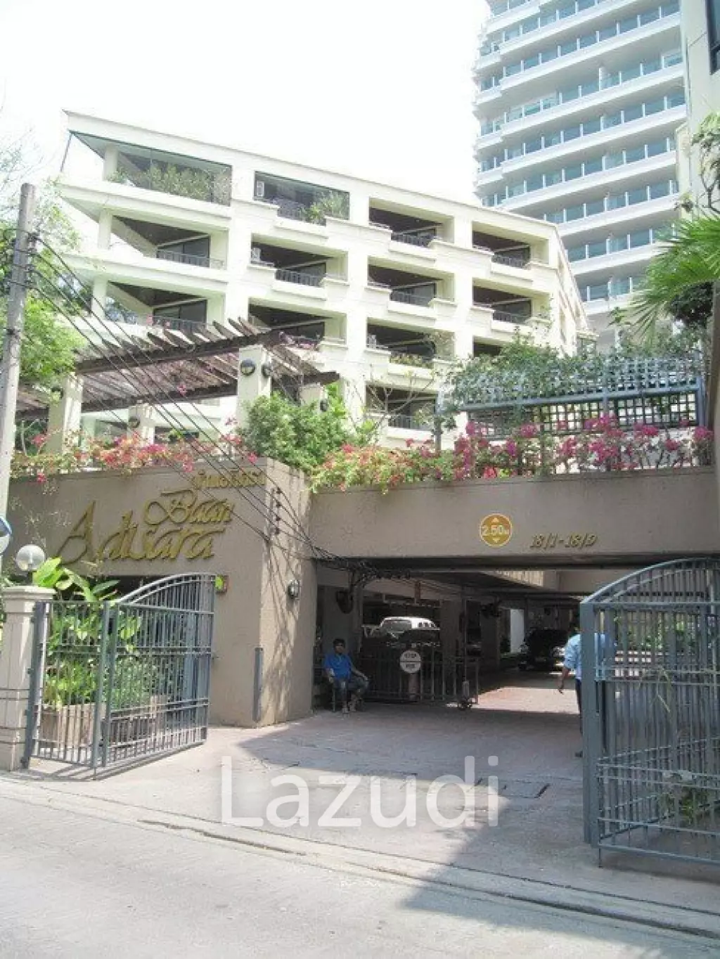 1 Bed 1 Bath 75 SQ.M at Baan Adisara