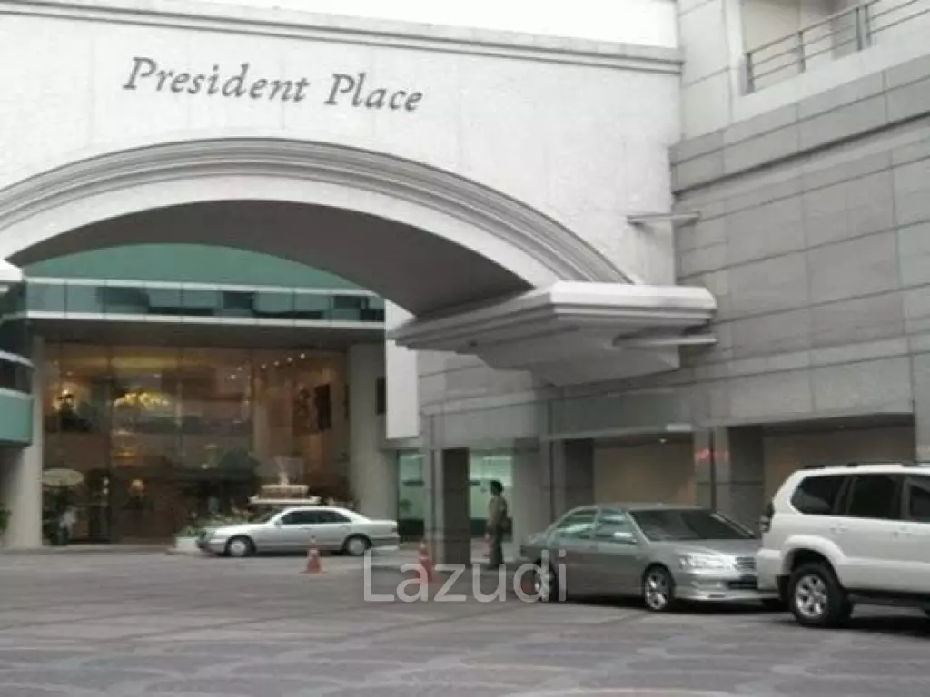 President Tower / Office For Rent / 20 SQM / BTS ChitLom / Bangkok