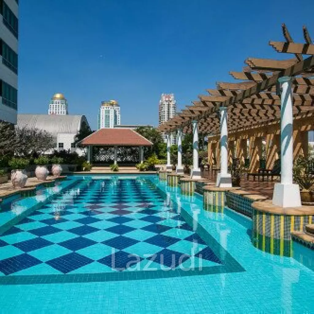 President Tower / Office For Rent / 20 SQM / BTS ChitLom / Bangkok