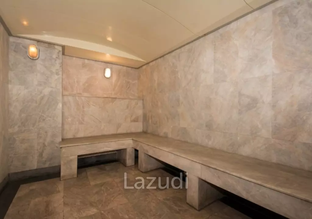 3 Bed 4 Bath 273 SQ.M Prime Mansion Promsri