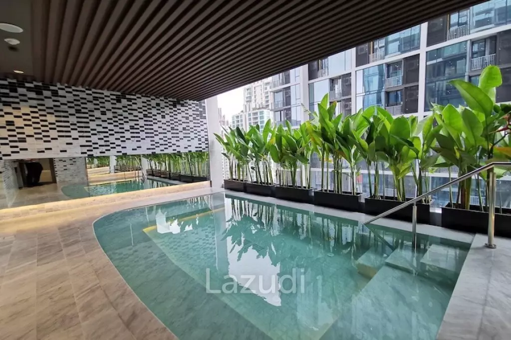 1 Bedroom 1 Bathrrom 45 SQ.M. at 28 Chidlom