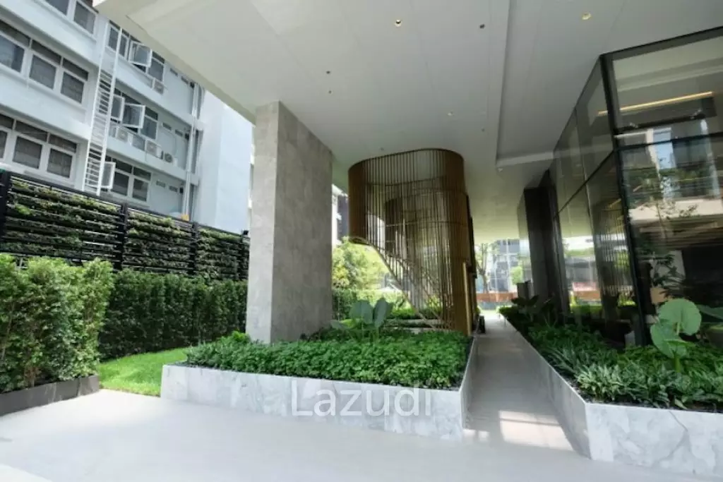1 Bedroom 1 Bathrrom 45 SQ.M. at 28 Chidlom