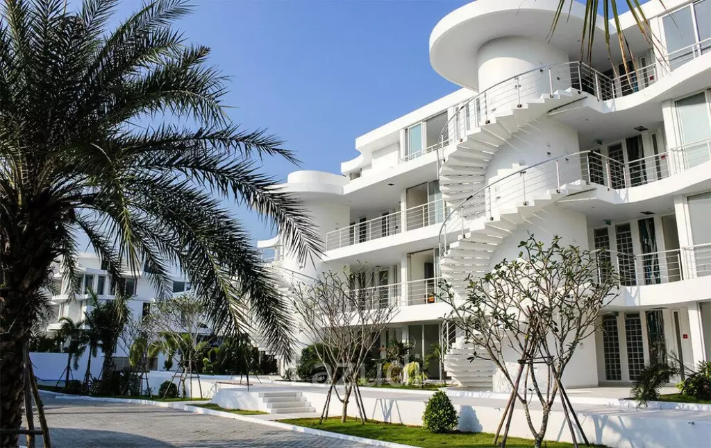 3 Beds 3 Baths 160.13 SQ.M. Pure Sunset Beach