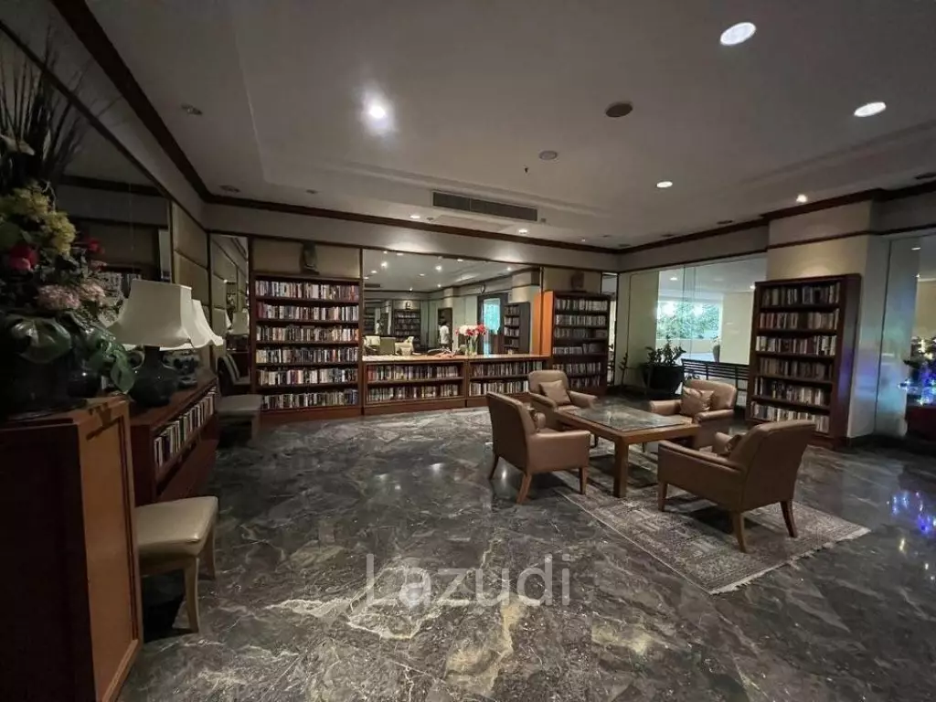 2 bedroom 1 bathroom 87.7 sqm at Baan Chao Praya for sale