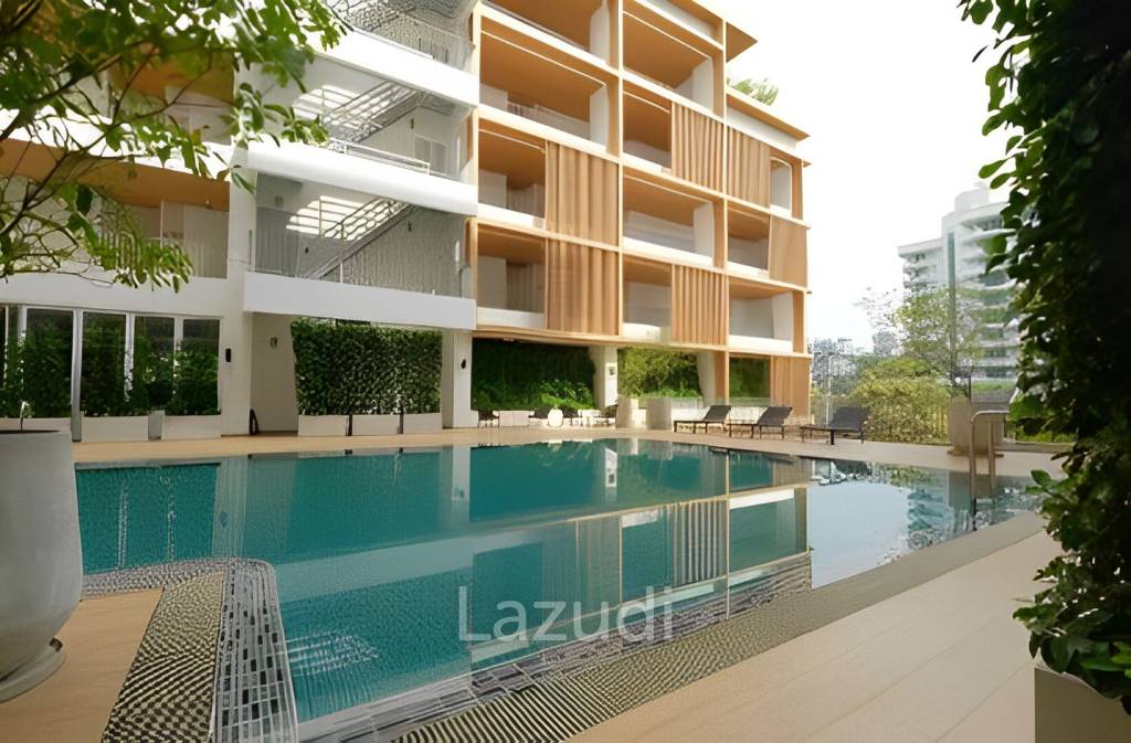 Raya Serviced Apartment