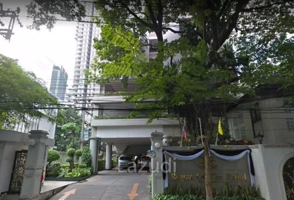 250 sqm high floor condo Regent on the Park 1 Khlong Toei Bangkok