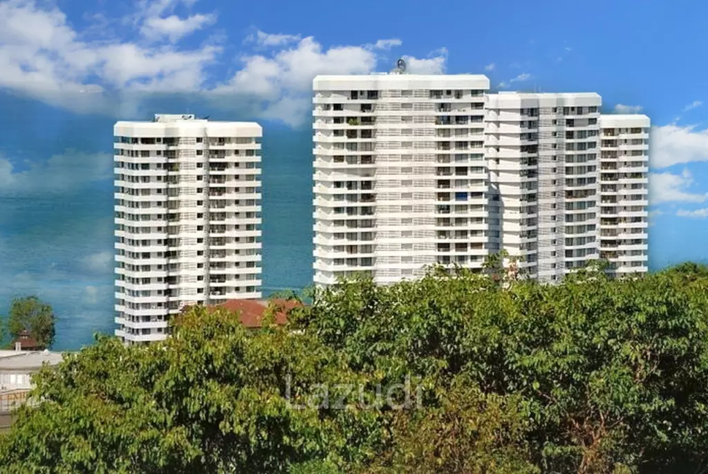 Grand Ocean Front Living at Royal Cliff Garden, Pratumnak