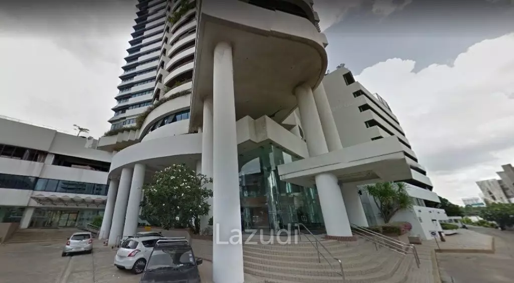 3 Bed 3 Bath 326 SQ.M Royal River Place