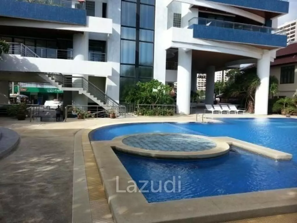 3 Bed 4 Bath 252 SQ.M Baan Haad U Thong