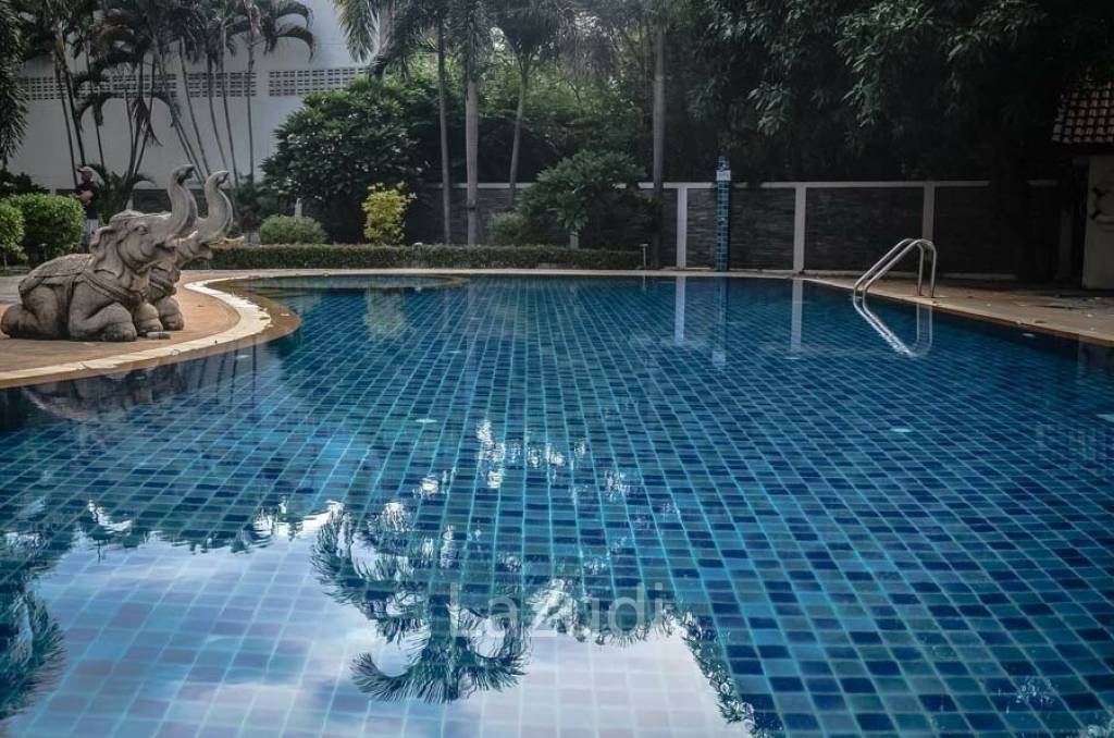 Ruamchok Condo View